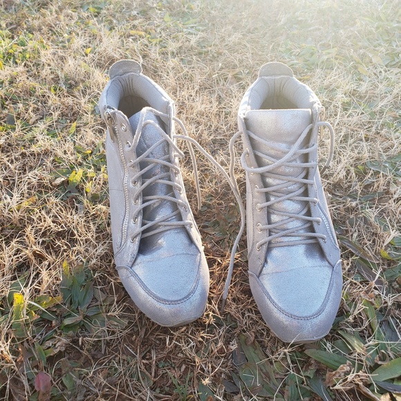 Paper Fox Shoes - Silver part glitter sneaker wedges with some spots